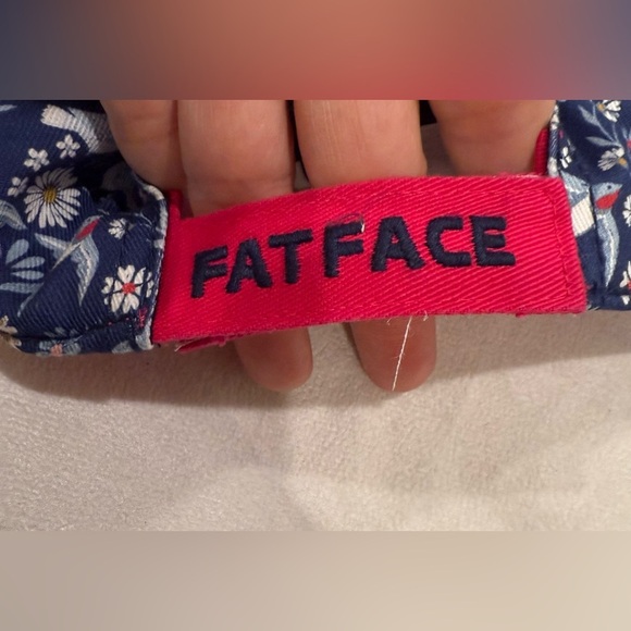 Fat Face Blue and White Floral/Bird Adjustable Baseball Hat - Picture 3 of 7